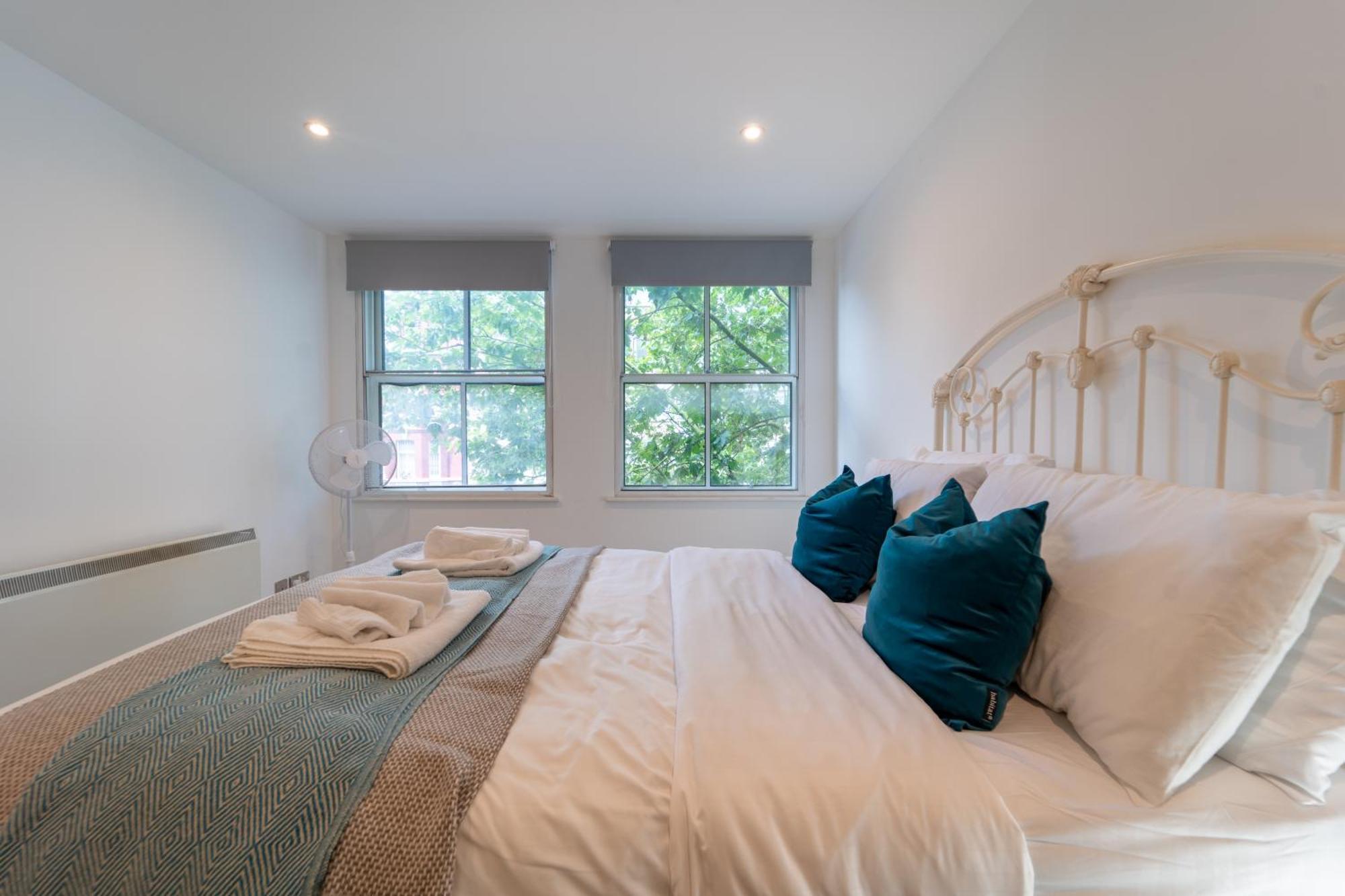 2br Flat With Parking In Appartamento *